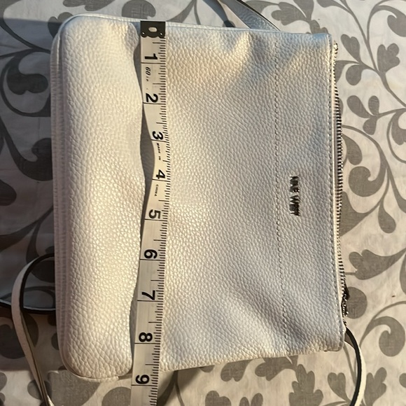 Nine West crossbody - Picture 5 of 7